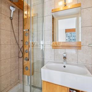 Paris XV - Quai de Grenelle–  Appartement Familial avec vue Tour