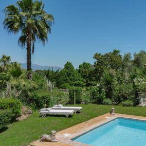 A VENDRE CANNES LE CANNET  VILLA SPACIEUSE DOMAINE PRIVE