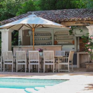 A VENDRE CANNES LE CANNET  VILLA SPACIEUSE DOMAINE PRIVE