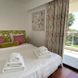 SUPER CANNES VILLA CONTEMPORAINE VUE MER A VENDRE