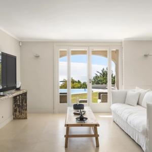 CANNES VILLA RENOVEE VUE MER PANORAMIQUE A VENDRE