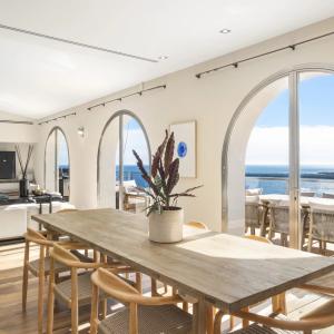 CANNES VILLA RENOVEE VUE MER PANORAMIQUE A VENDRE