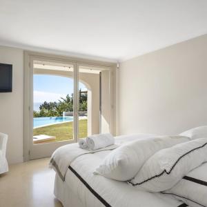 CANNES VILLA RENOVEE VUE MER PANORAMIQUE A VENDRE