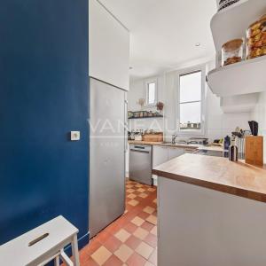 Boulogne Reine-Victor-Hugo– Duplex trois pièces en dernier étage