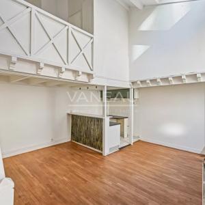 Paris XVIe - Rue de l'annonciation - Ravissant atelier comme une