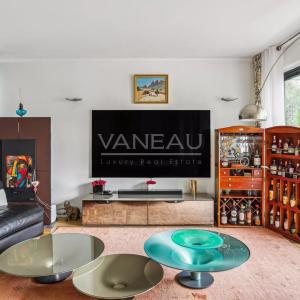 Paris XVIIe - Appartement familial avec terrasse. vue dégagée.