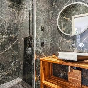 Paris XVIe-Trocadéro-Superbe appartement de 7 pièces prêt à vivr