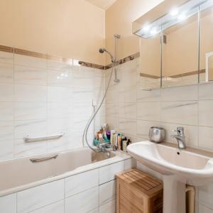 Neuilly - Sablons - Full Pasteur