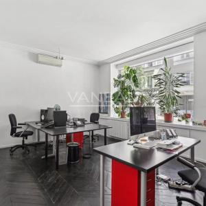 PARIS XVI - Ranelagh La Muette - Maison Loft de 5 pièces avec te