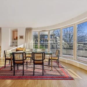 Paris XVIe - Ranelagh - Duplex en dernier étage - Terrasses et v