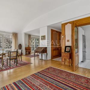 Paris XVIe - Ranelagh - Duplex en dernier étage - Terrasses et v