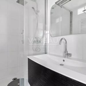 Paris 4e - Places des Vosges - Charmant studio ensoleillé et cal