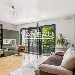 Deux pièces avec balcon exposé sud - immeuble moderne