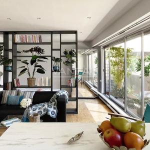 Charmant Studio de 31m2 avec grand  Balcon proche Métro Simplon