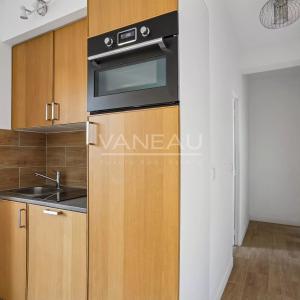 Neuilly- Maurice Barrés - Studio rénové et meublé