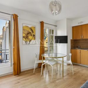 Neuilly- Maurice Barrés - Studio rénové et meublé