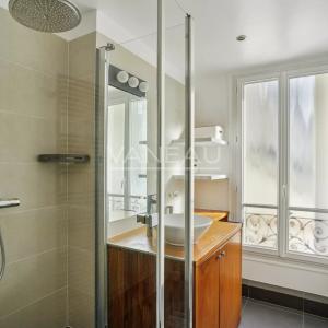 Exclusivité - Paris VIIe - Invalides Tour Maubourg