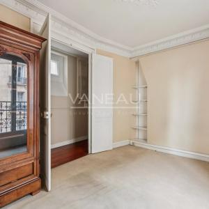 Paris XVe - Sèvres Lecourbe : Appartement trois pièces en étage 