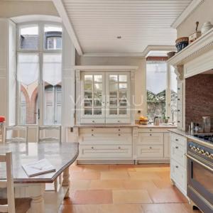 Évreux (27) - Magnifique propriété. Domaine sur parc arboré de 2