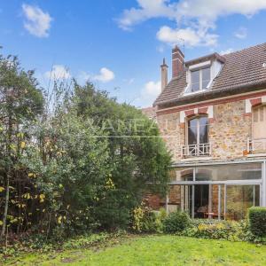 Sèvres - Quartier Brancas, rive droite - Maison meulière classée