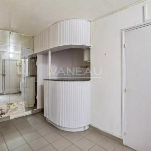 Paris XVIIème – Épinettes – 2 pièces à rénover avec cave – Fort 