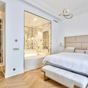 PARIS VIIIe - Faubourg du Roule