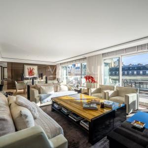 Paris XVIe - Henri Martin - Terrasse vue Tour Eiffel