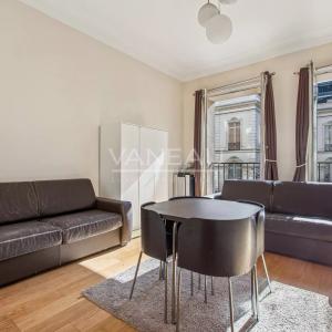 PARIS VIIIe - Champs-Elysées / Boétie