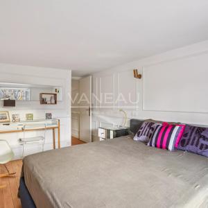 APPARTEMENT MEUBLE - PARIS 1er ARRONDISSEMENT - QUARTIER  Saint 