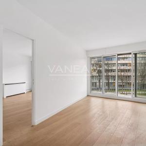 Paris XIVe - Port Royal - Balcon, vue dégagée.