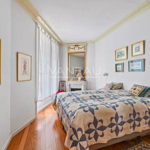 PARIS XVe - Rue du Laos : Bel appartement trois pièces au calme 