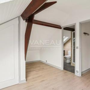 Sceaux (92330) - Villa de six pièces avec jardin fruitier -