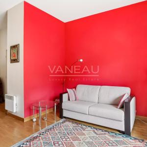 Deux pièces avec terrasse-jardin au calme