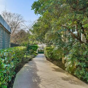 Paris XIIIe Saint-Jacques - Bel appartement trois pièces dans ré