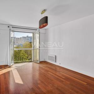 Paris XIIIe Saint-Jacques - Bel appartement trois pièces dans ré