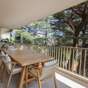 Appartement rénové 4 pièces à vendre - Cannes Montrose