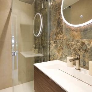 Appartement rénové 4 pièces à vendre - Cannes Montrose