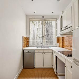 Paris XVIe- Georges Mandel - Pied à terre avec balcon