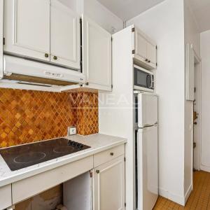 Paris XVIe- Georges Mandel - Pied à terre avec balcon