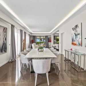 CANNES CROISETTE – UNIQUE VILLA