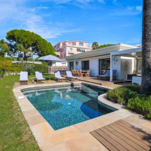 CANNES CROISETTE – UNIQUE VILLA