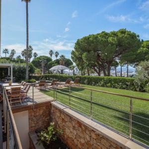 CANNES CROISETTE – UNIQUE VILLA