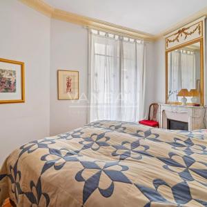 PARIS XVe - Rue du Laos : Bel appartement trois pièces au calme 