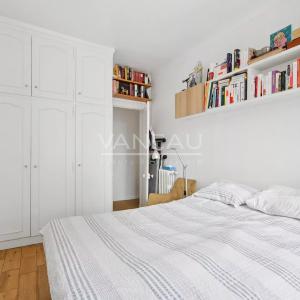 Rue Cambronne Trois pièces