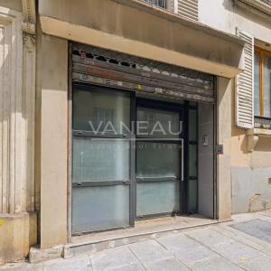 Paris IXe - Rue Mansart - Six pièces en triplex - Habitation et 