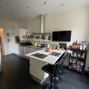 Somptueux Manoir rénové au coeur d' Angers avec piscine