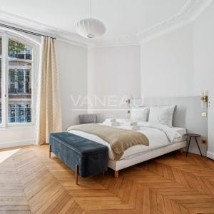 Paris XVIe-Trocadéro-Superbe appartement de 7 pièces prêt à vivr
