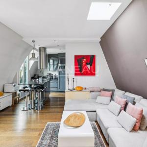 Paris XVIe - Trocadero -  Pied à terre en dernier étage