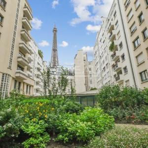 Paris VIIe - Champ de Mars / Quai Branly - 3 Pièces Dernier étag