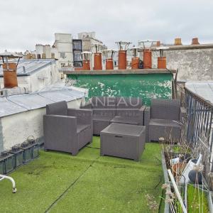 Paris IIe - Montorgueil - Studio dernier étage avec terrasse